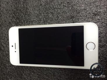 Apple iPhone 5s 16 silver Купить Москва iPhone